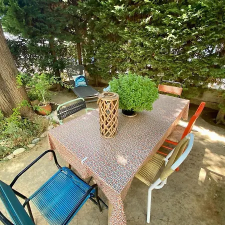 Kanela, Charming In * Amaliada