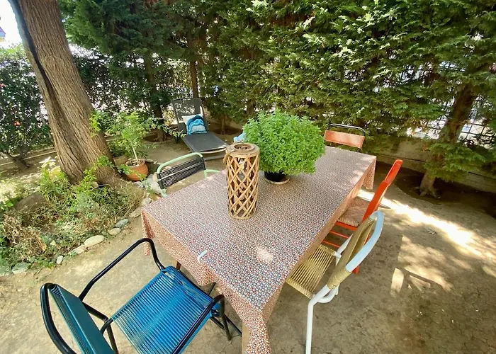 Kanela, Charming In * Amaliada