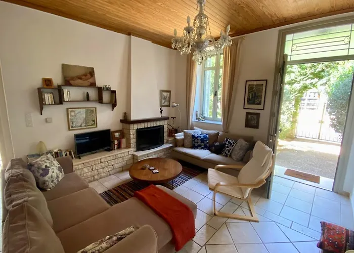 Kanela, Charming In * Amaliada